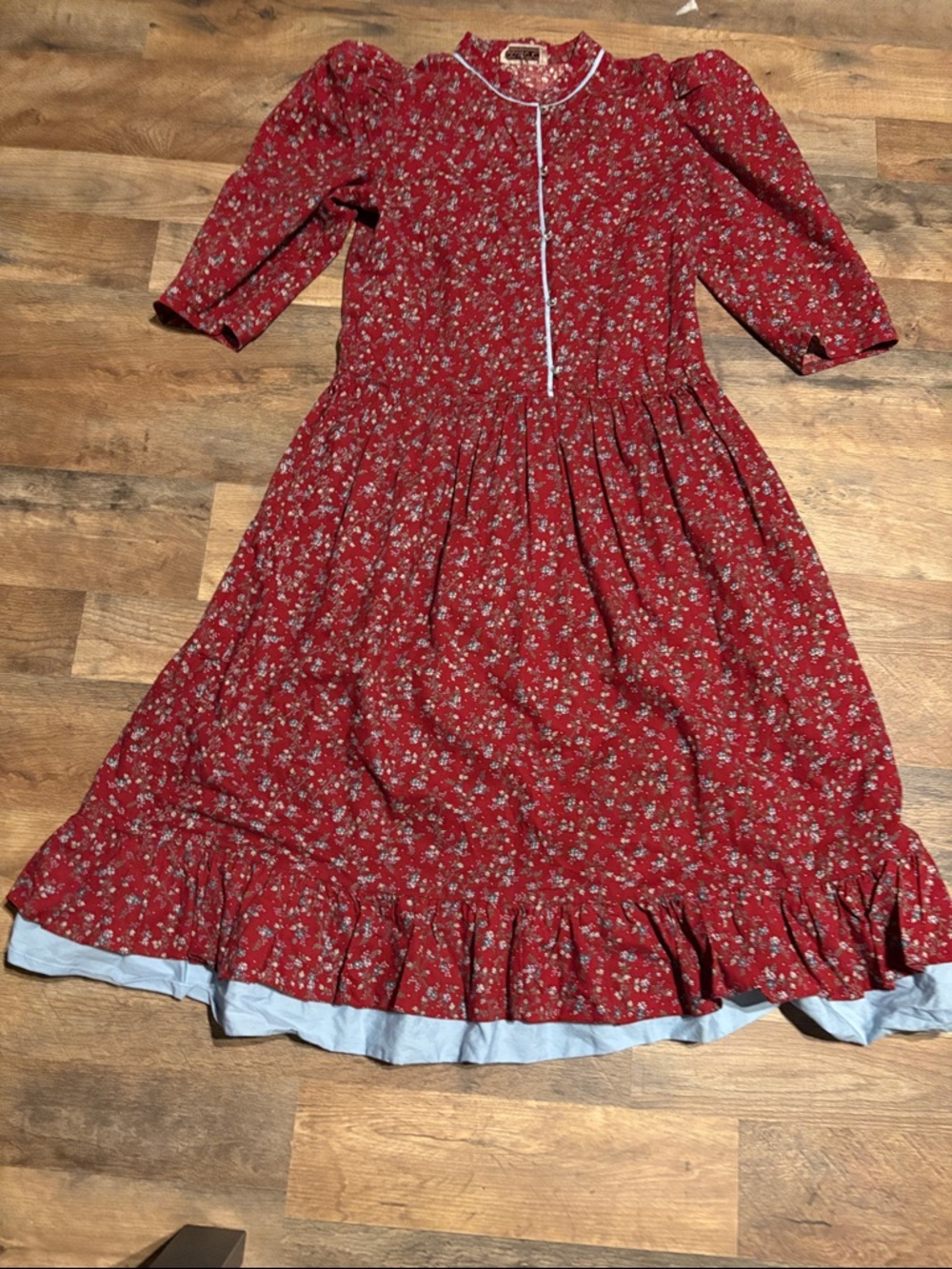 Vintage Cottage Core SM Collection Red Floral Long-Sleeve Ruffle Hem Dress